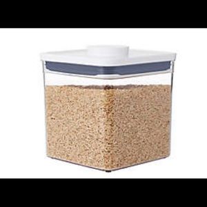 OXO Airtight POP Lid Containers 2.4L